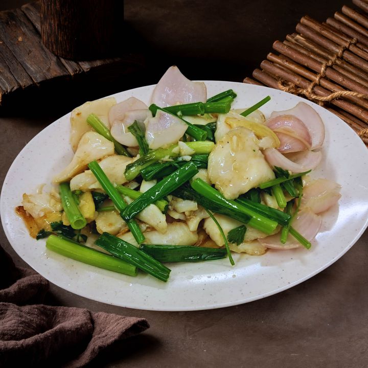 Sliced Fish with Spring Onion