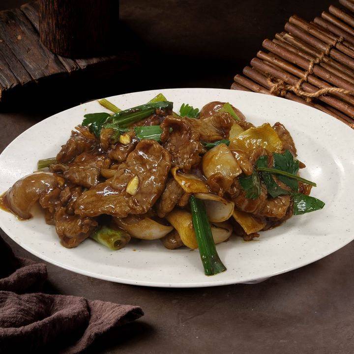 Sliced Beef with Spring Onion
